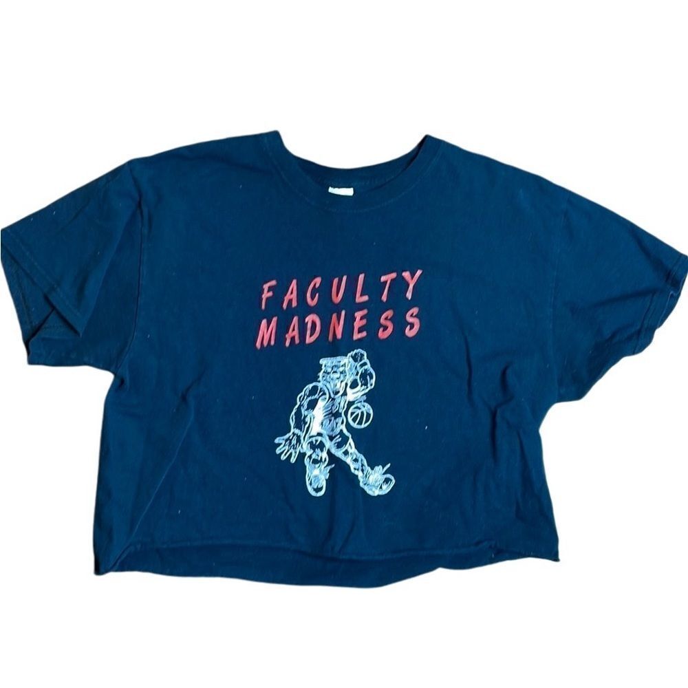 Vintage Faculty Madness Basketball Tiger Black Cropped Tshirt Large